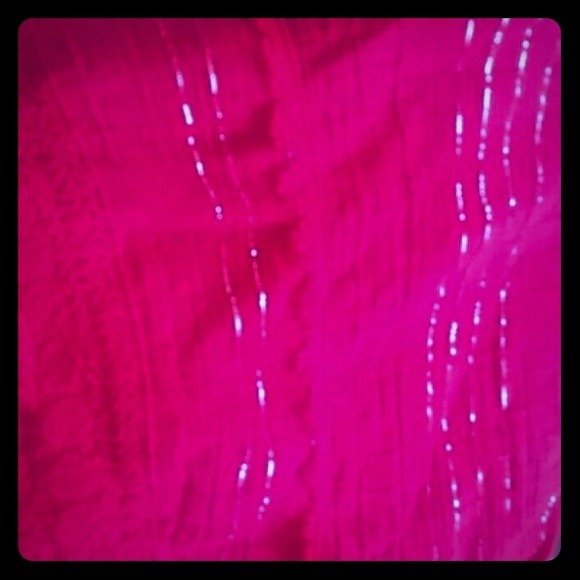 Express Womens fuchsia top 2/$15 - Picture 5 of 5